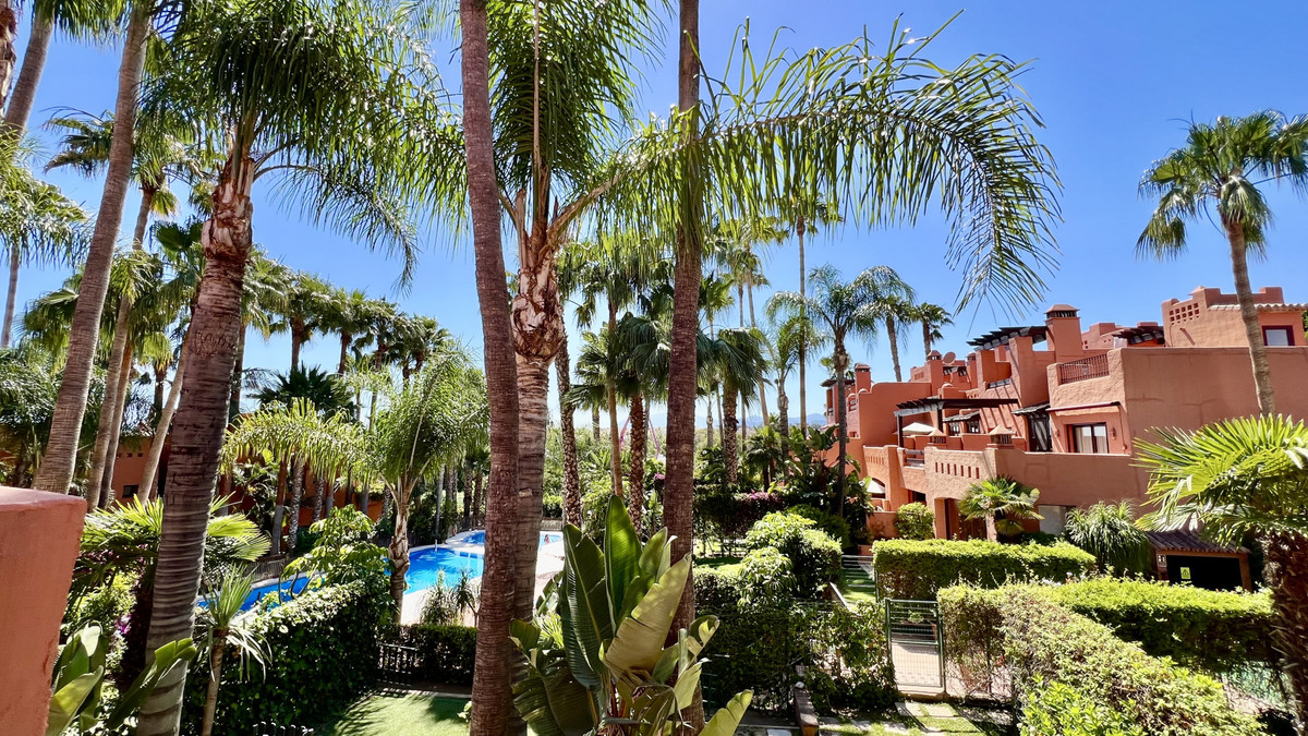3 Bed Townhouse for sale in The Golden Mile Costa Del Sol, Málaga, Spain