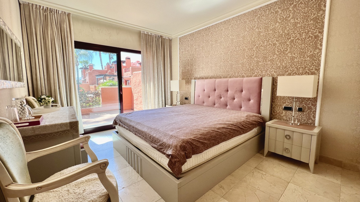 3 Bed Townhouse for sale in The Golden Mile Costa Del Sol, Málaga, Spain
