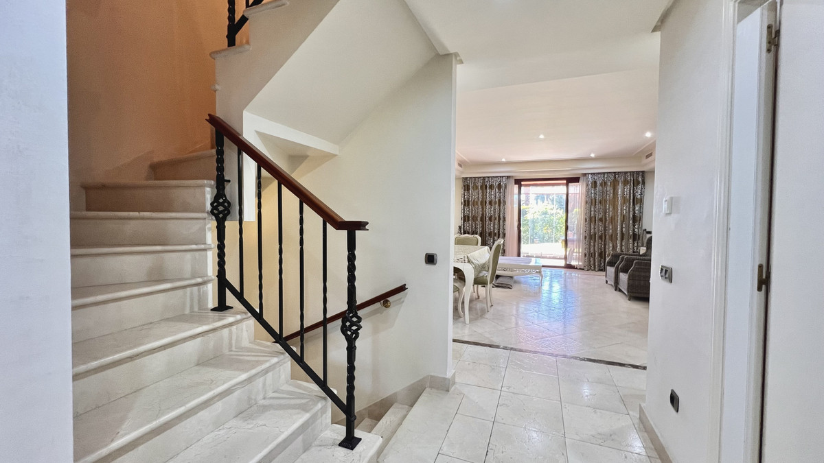 3 Bed Townhouse for sale in The Golden Mile Costa Del Sol, Málaga, Spain