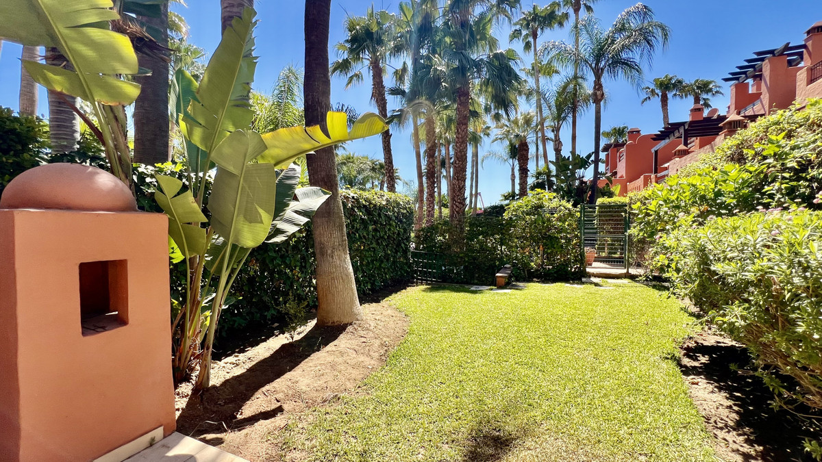 3 Bed Townhouse for sale in The Golden Mile Costa Del Sol, Málaga, Spain