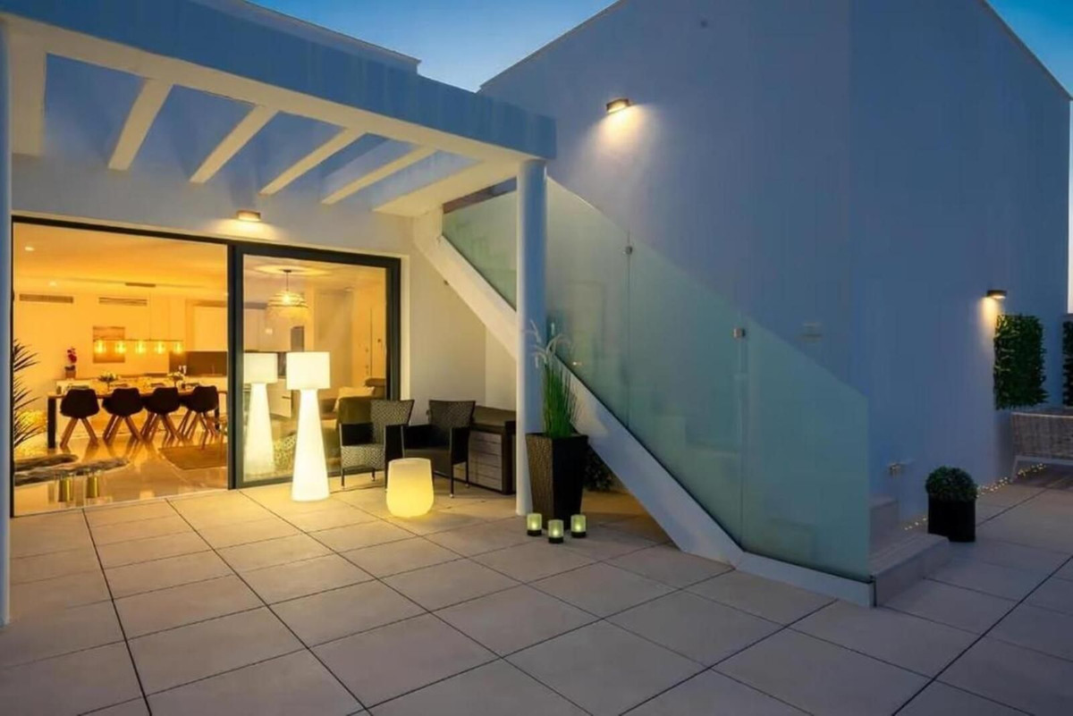 4 Bed Apartment for sale in La Cala Costa Del Sol, Málaga, Spain