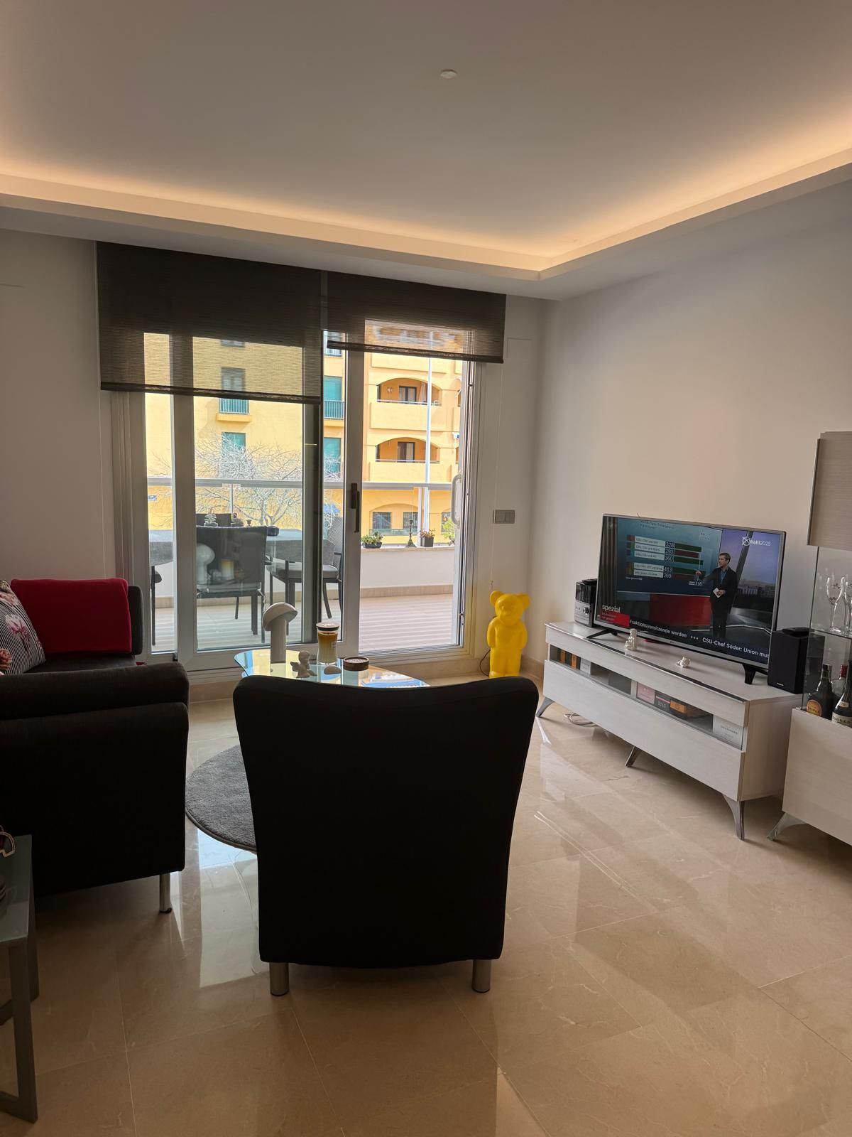 3 Bed Apartment for sale in San Pedro De Alcántara Costa Del Sol, Málaga, Spain