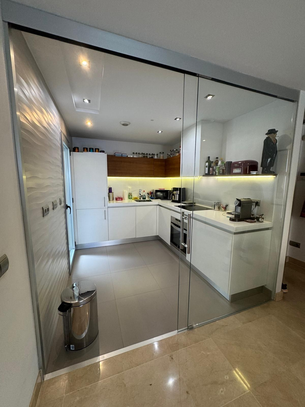 3 Bed Apartment for sale in San Pedro De Alcántara Costa Del Sol, Málaga, Spain