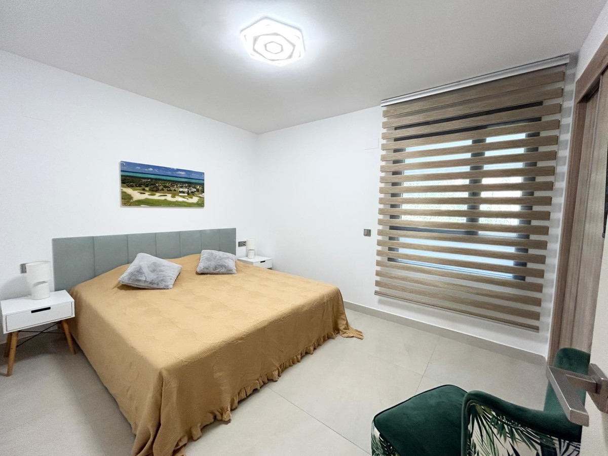 3 Bed Apartment for sale in La Quinta Costa Del Sol, Málaga, Spain