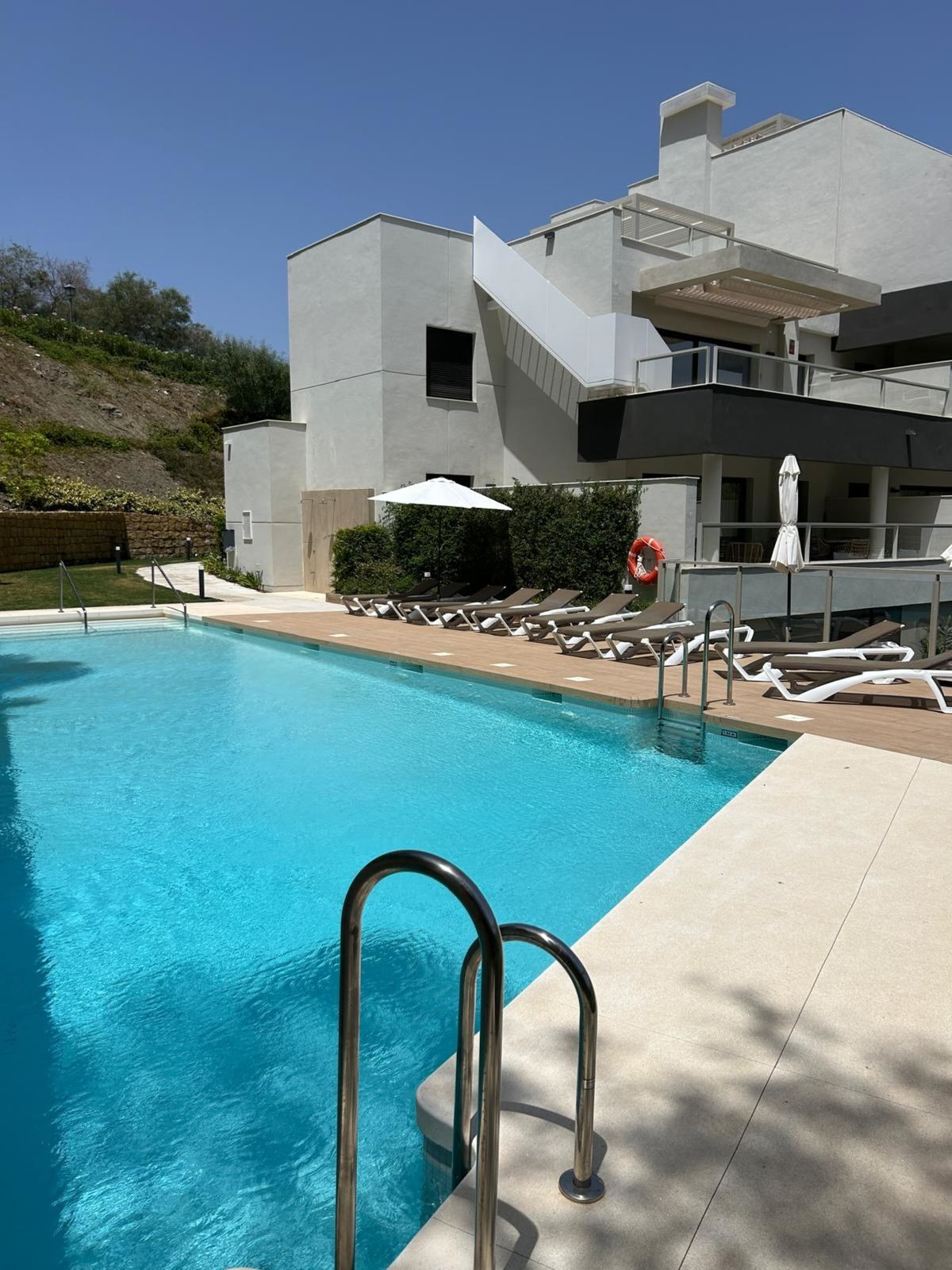 3 Bed Apartment for sale in La Quinta Costa Del Sol, Málaga, Spain
