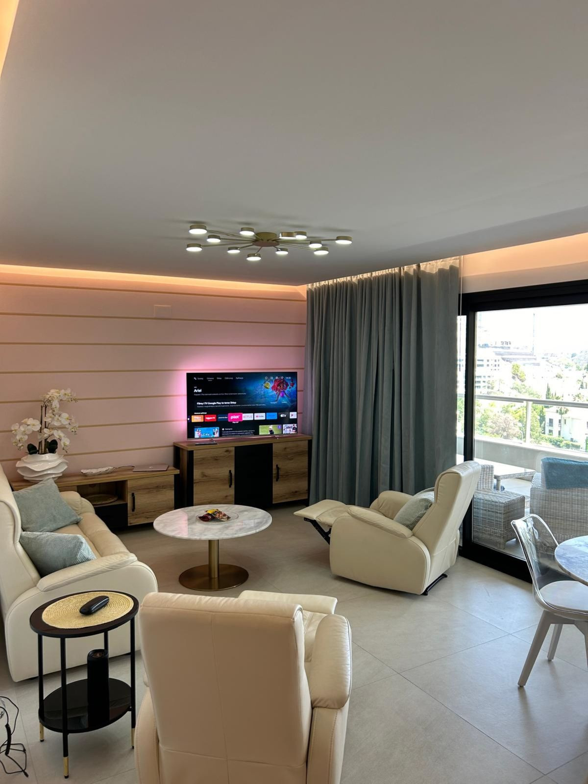 3 Bed Apartment for sale in La Quinta Costa Del Sol, Málaga, Spain