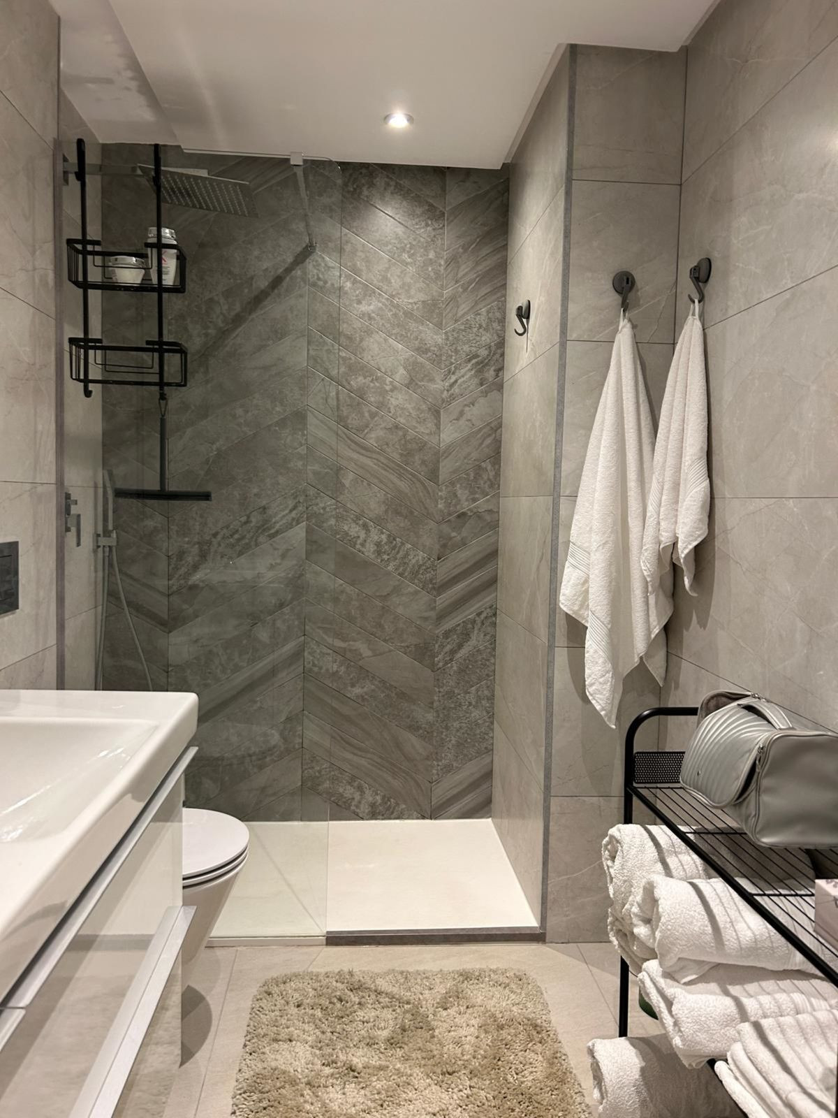 3 Bed Apartment for sale in La Quinta Costa Del Sol, Málaga, Spain