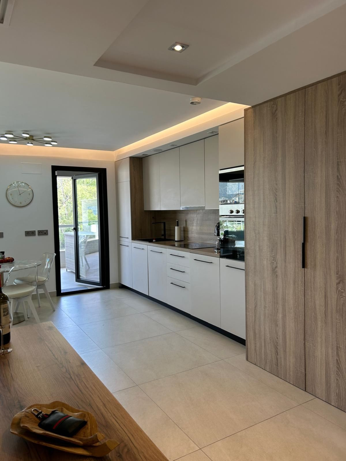 3 Bed Apartment for sale in La Quinta Costa Del Sol, Málaga, Spain