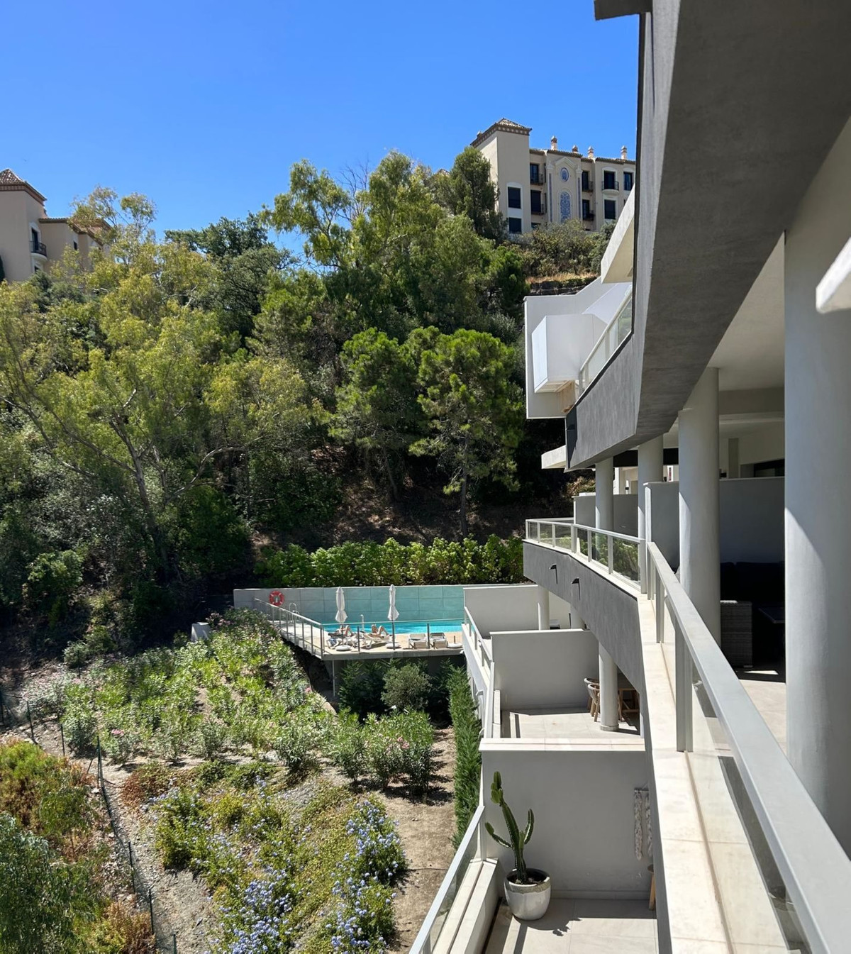 3 Bed Apartment for sale in La Quinta Costa Del Sol, Málaga, Spain
