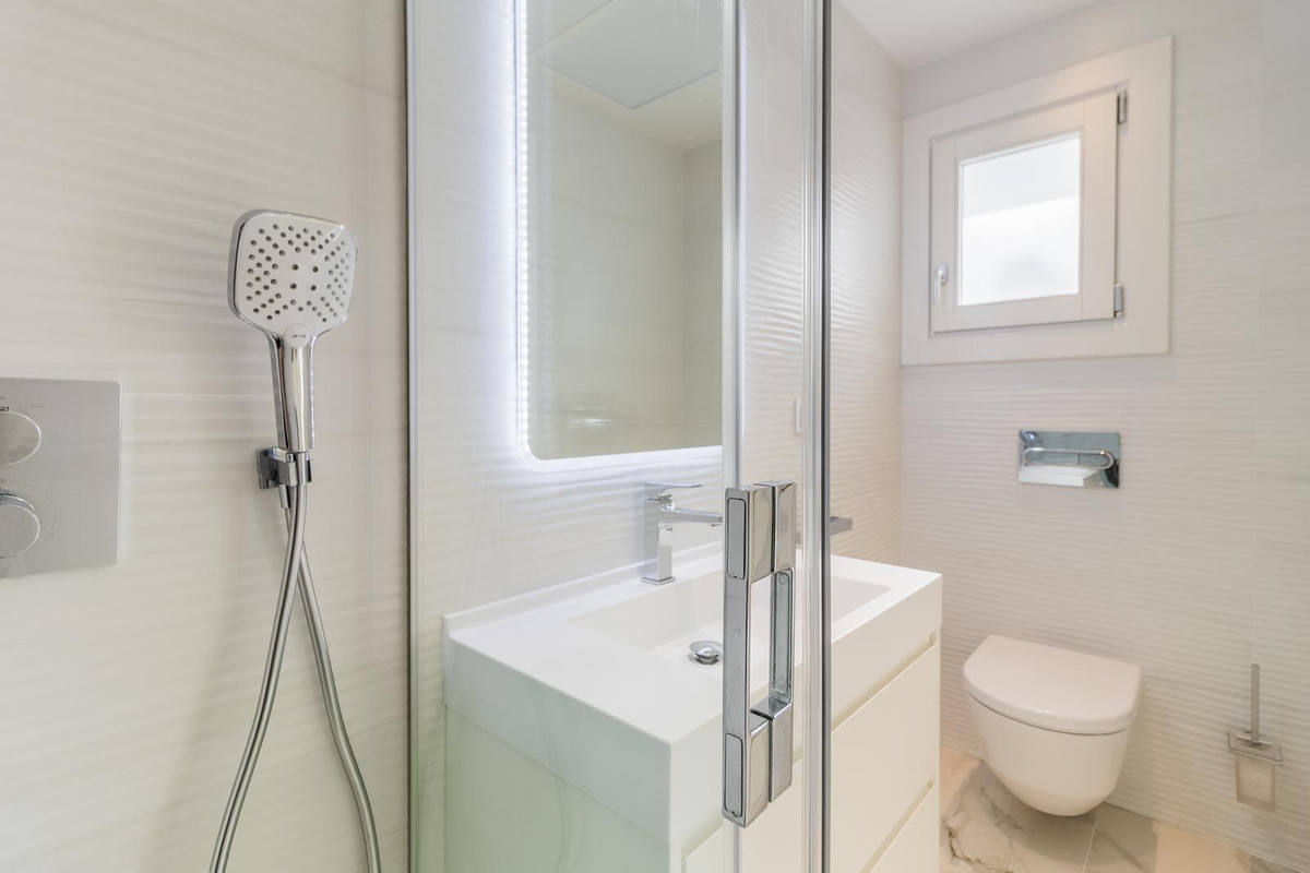 3 Bed Townhouse for sale in Estepona Costa Del Sol, Málaga, Spain