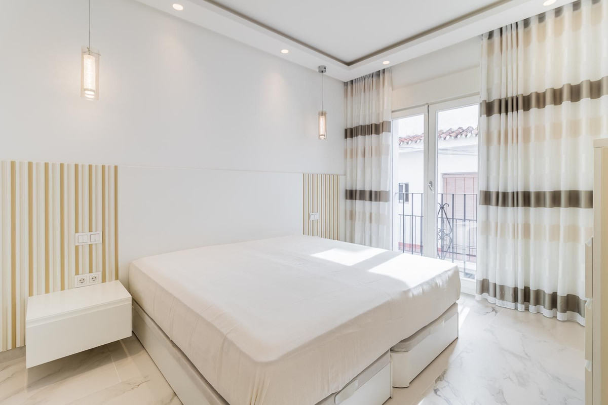 3 Bed Townhouse for sale in Estepona Costa Del Sol, Málaga, Spain