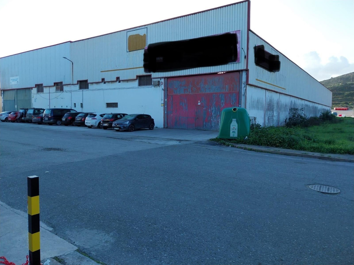 Se vende Edificio comercial  en Costa Del Sol, Cadiz, España