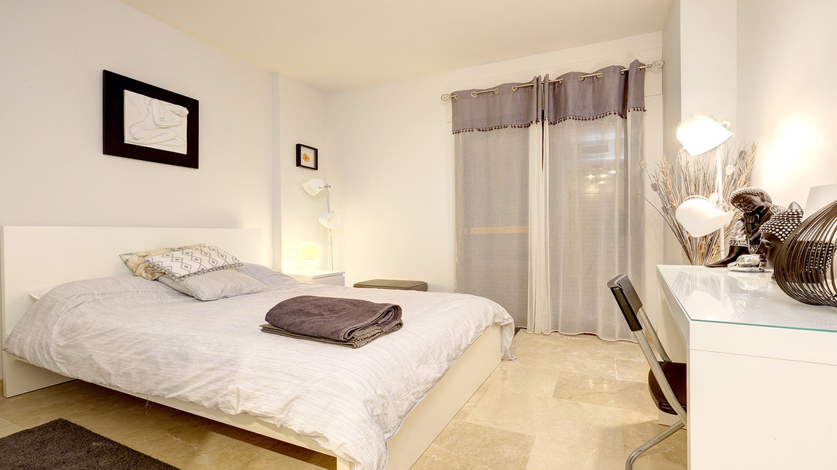 3 Bed Apartment for sale in San Luis De Sabinillas Costa Del Sol, Málaga, Spain