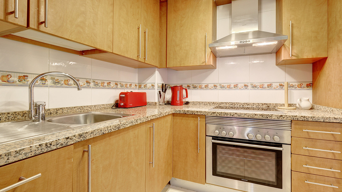 3 Bed Apartment for sale in San Luis De Sabinillas Costa Del Sol, Málaga, Spain