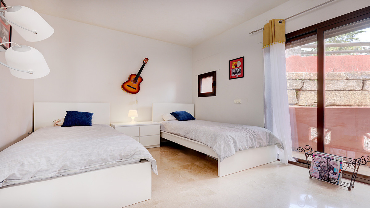 3 Bed Apartment for sale in San Luis De Sabinillas Costa Del Sol, Málaga, Spain