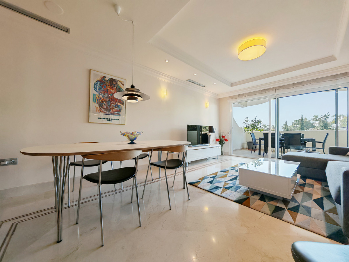 2 Bed Apartment for sale in Nueva Andalucía Costa Del Sol, Málaga, Spain
