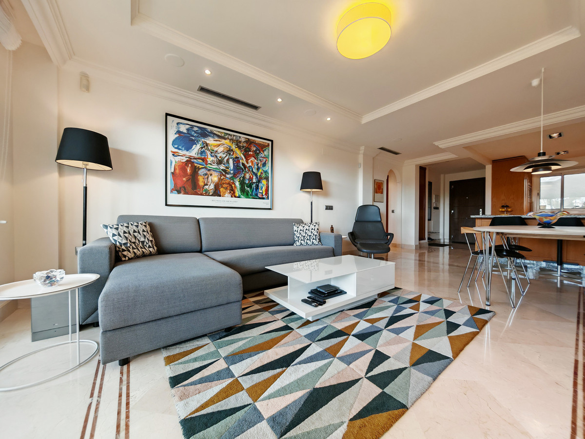 2 Bed Apartment for sale in Nueva Andalucía Costa Del Sol, Málaga, Spain