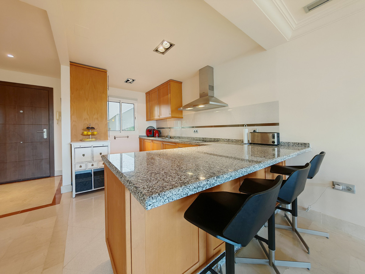 2 Bed Apartment for sale in Nueva Andalucía Costa Del Sol, Málaga, Spain