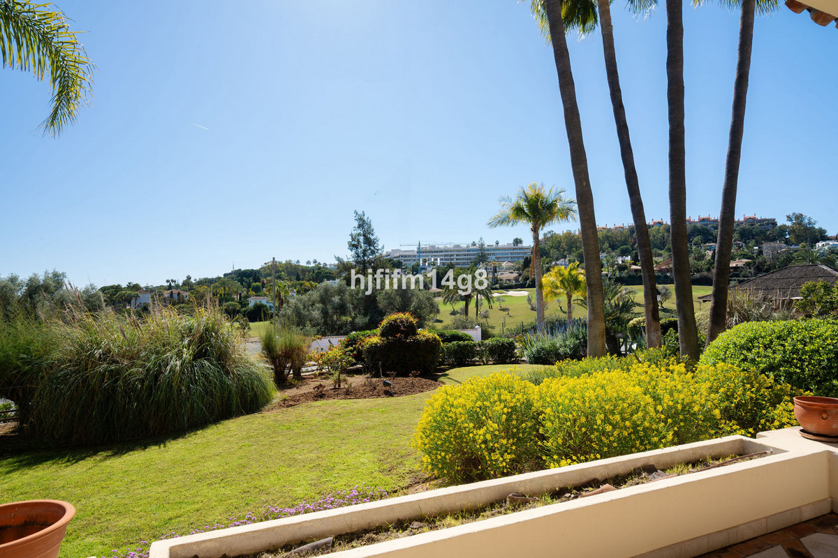 Se vende Apartamento Planta Baja de 3 dormitorios en Costa Del Sol, Málaga, España