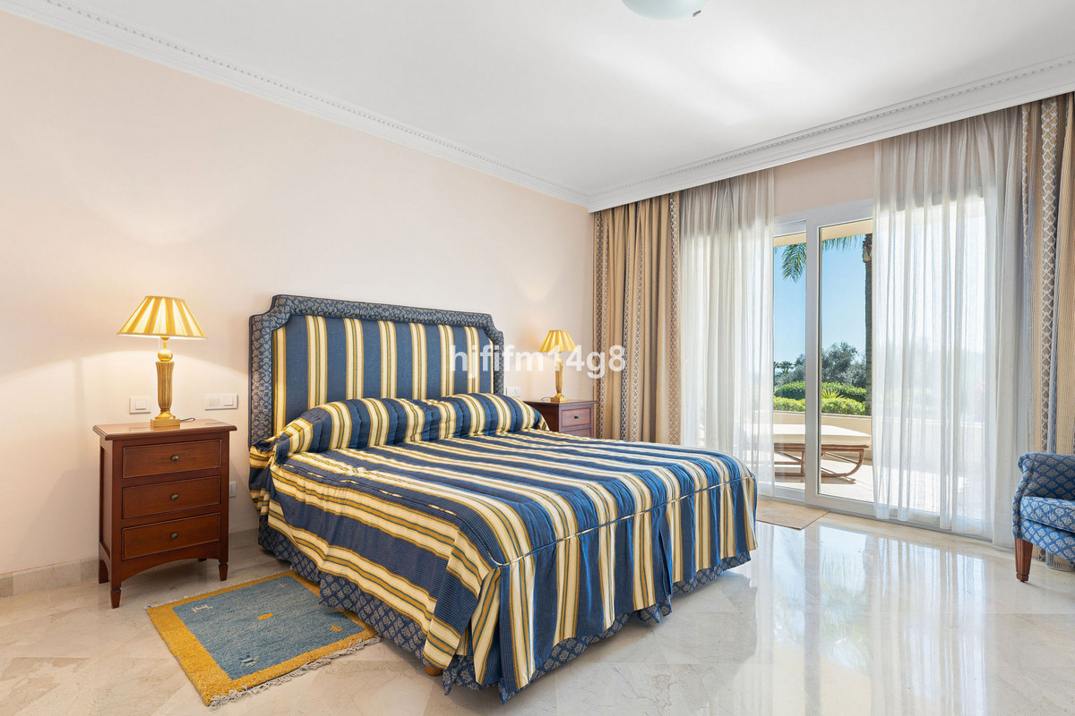 Se vende Apartamento Planta Baja de 3 dormitorios en Costa Del Sol, Málaga, España