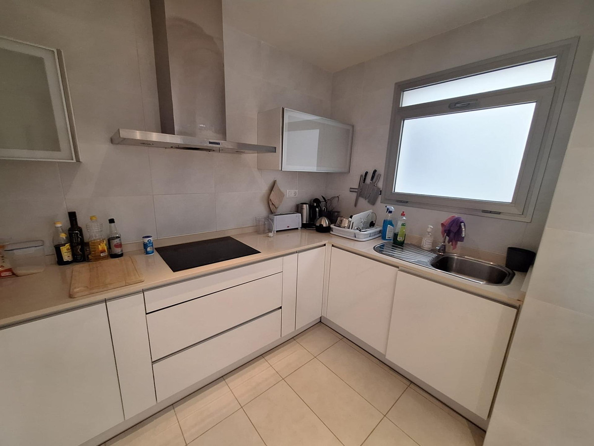 Se vende Apartamento Planta Media de 4 dormitorios en Costa Blanca, Alicante, España