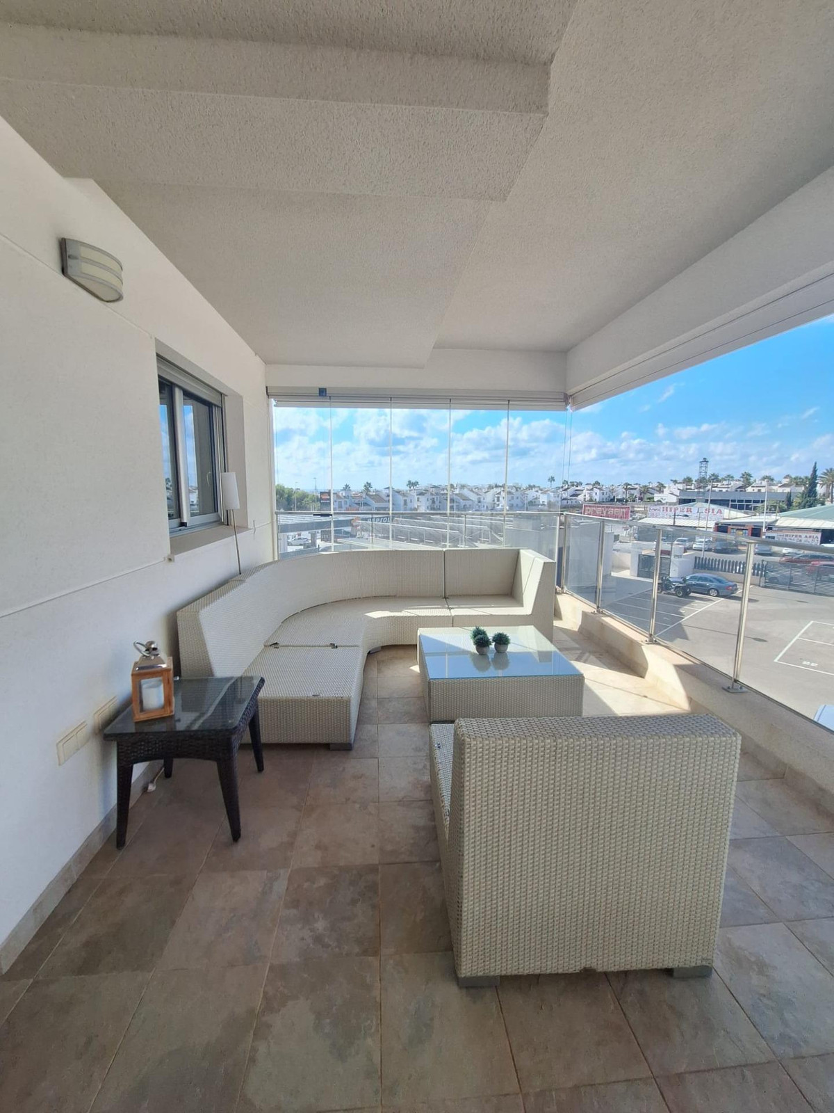 Se vende Apartamento Planta Media de 4 dormitorios en Costa Blanca, Alicante, España