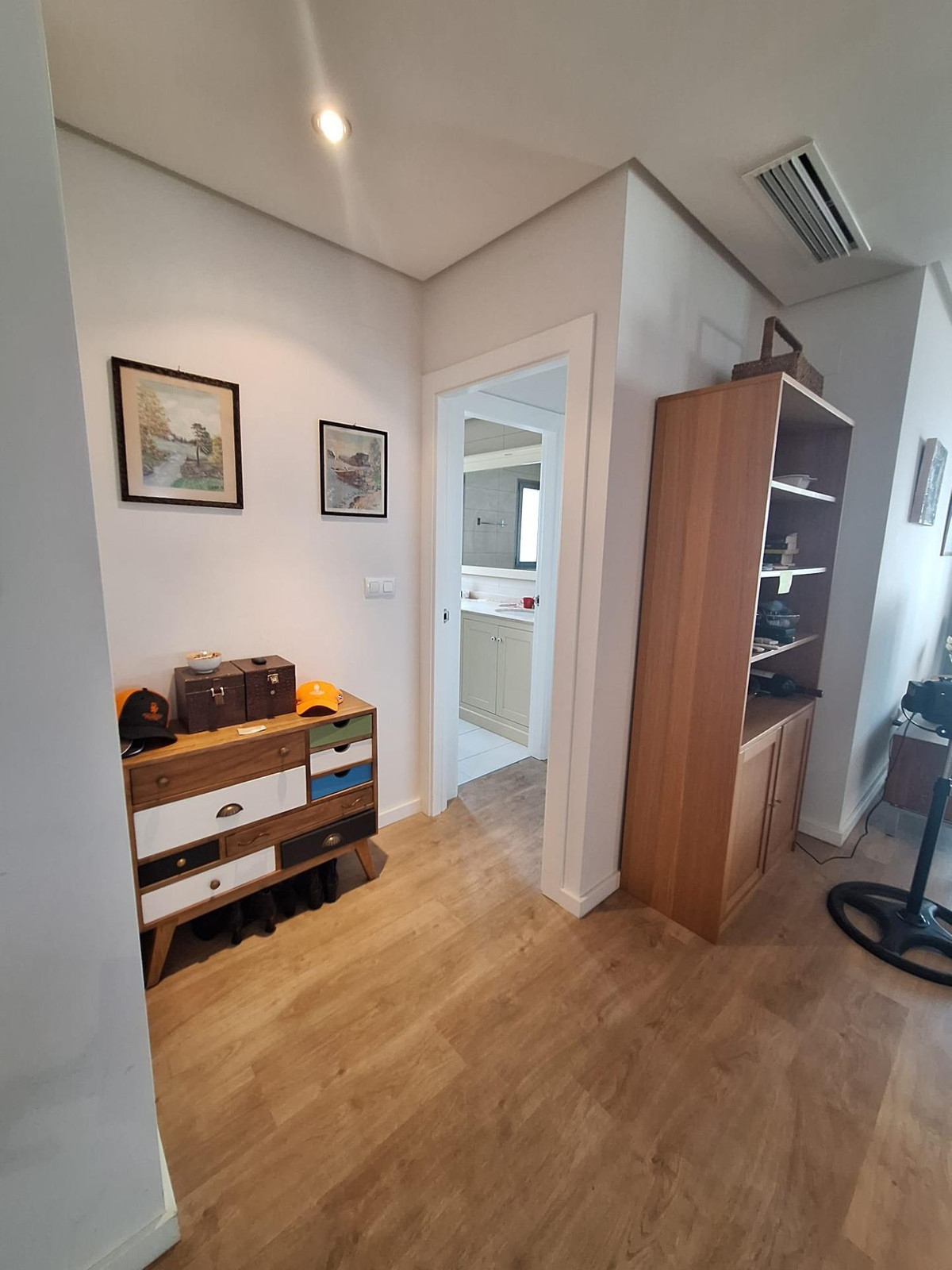 Se vende Apartamento Planta Media de 4 dormitorios en Costa Blanca, Alicante, España