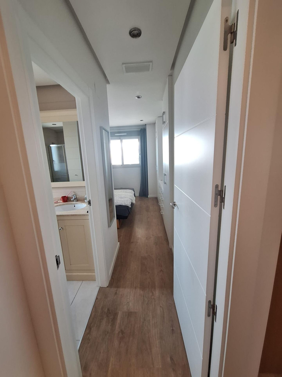 Se vende Apartamento Planta Media de 4 dormitorios en Costa Blanca, Alicante, España