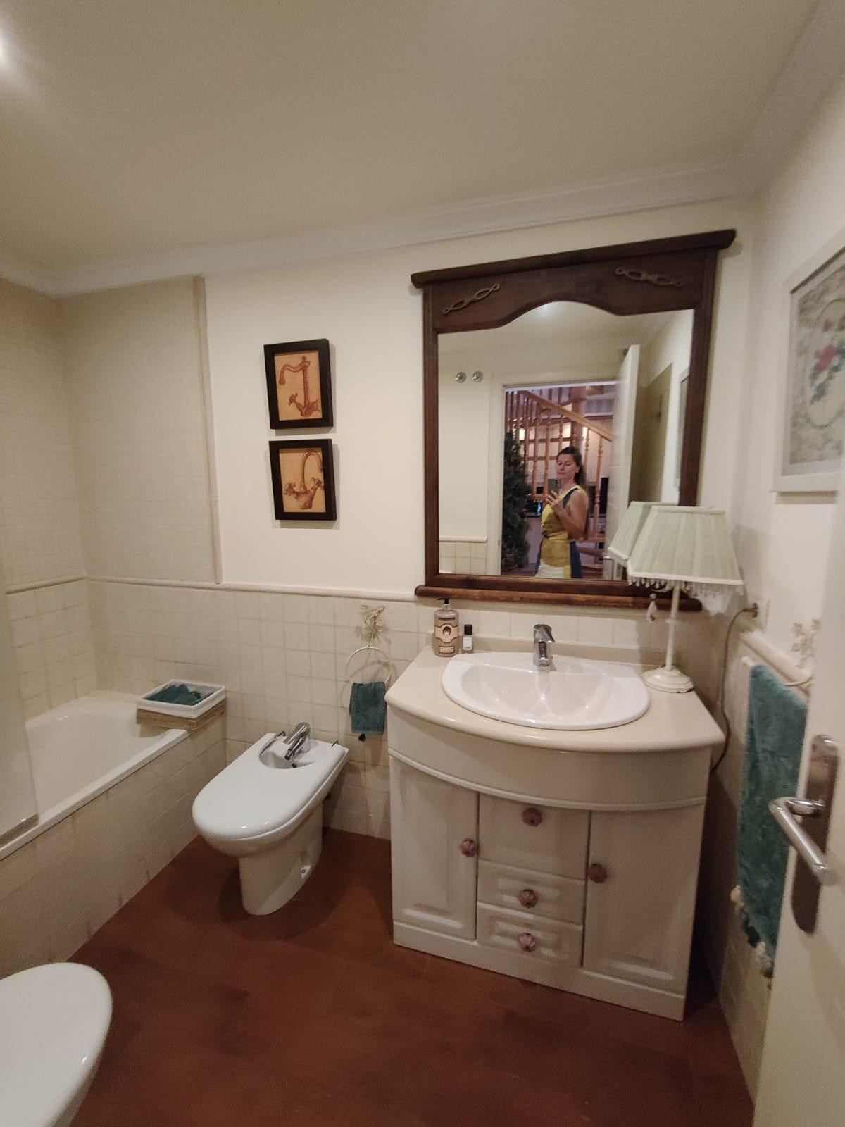 Se vende Apartamento Planta Media de 2 dormitorios en Costa Blanca, Alicante, España