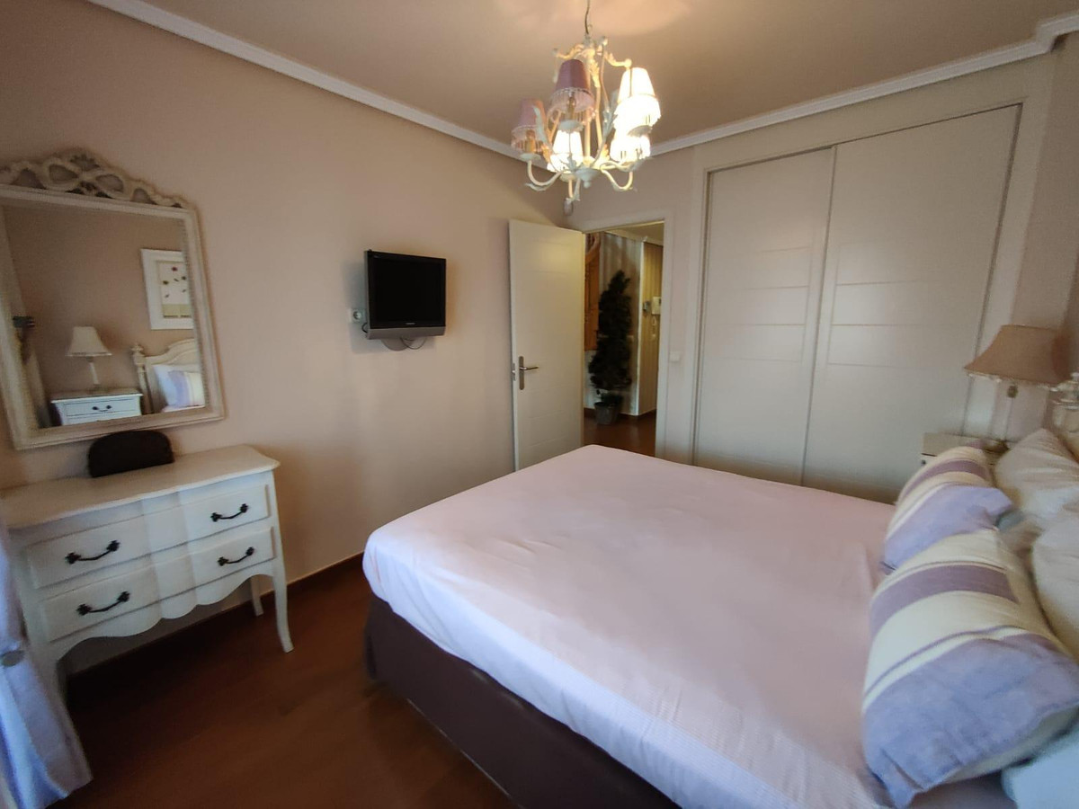 Se vende Apartamento Planta Media de 2 dormitorios en Costa Blanca, Alicante, España