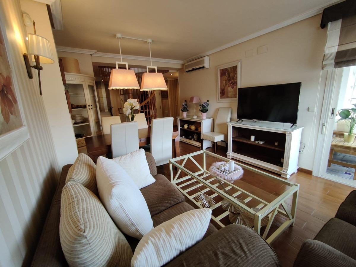 Se vende Apartamento Planta Media de 2 dormitorios en Costa Blanca, Alicante, España