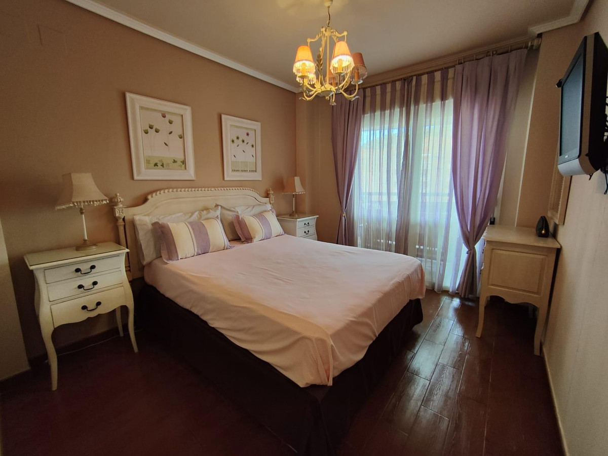 Se vende Apartamento Planta Media de 2 dormitorios en Costa Blanca, Alicante, España