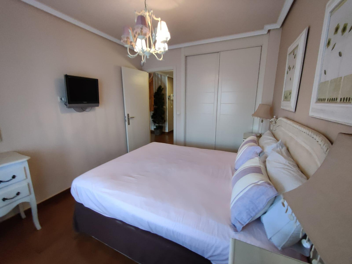 Se vende Apartamento Planta Media de 2 dormitorios en Costa Blanca, Alicante, España