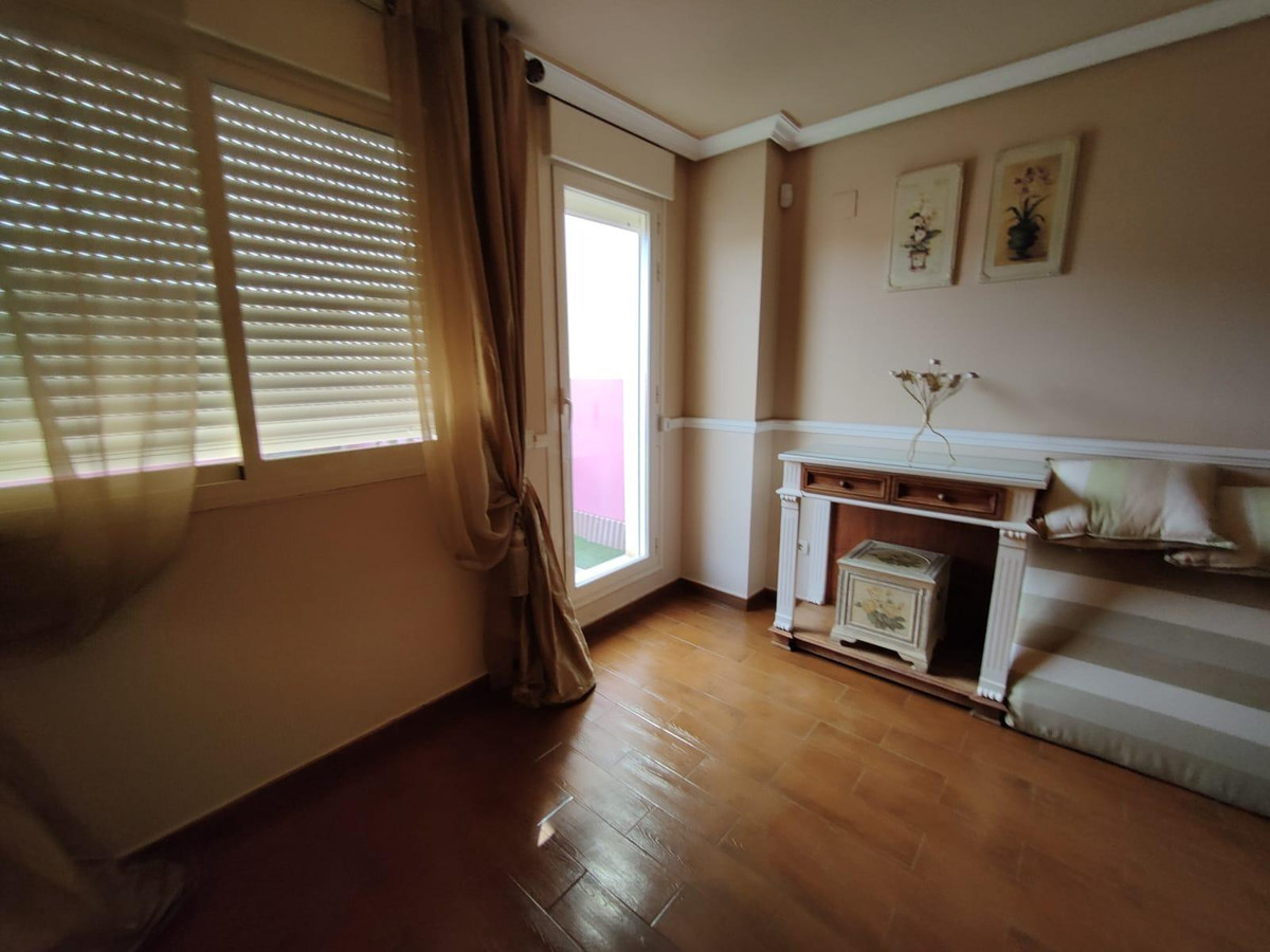 Se vende Apartamento Planta Media de 2 dormitorios en Costa Blanca, Alicante, España