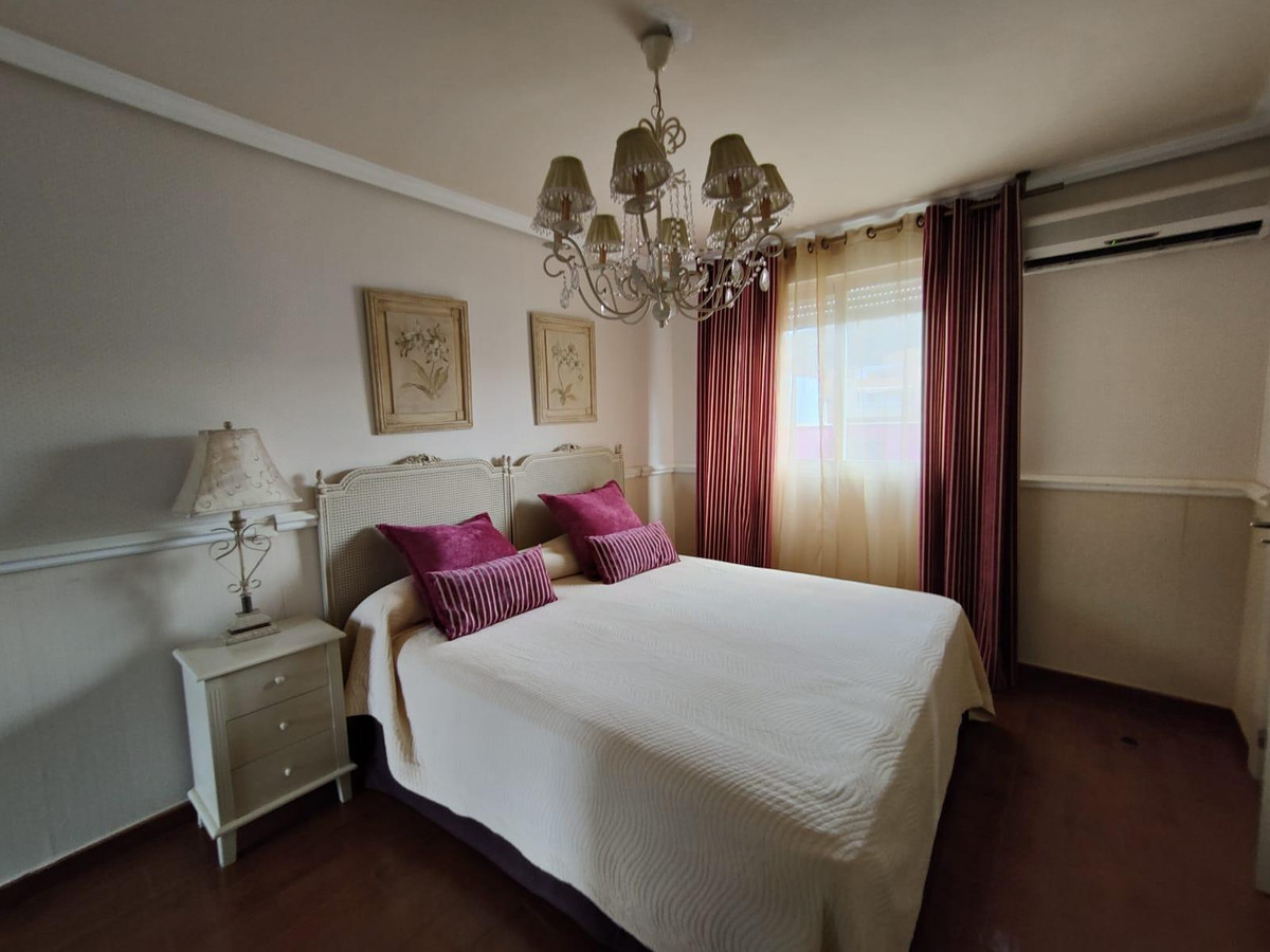 Se vende Apartamento Planta Media de 2 dormitorios en Costa Blanca, Alicante, España