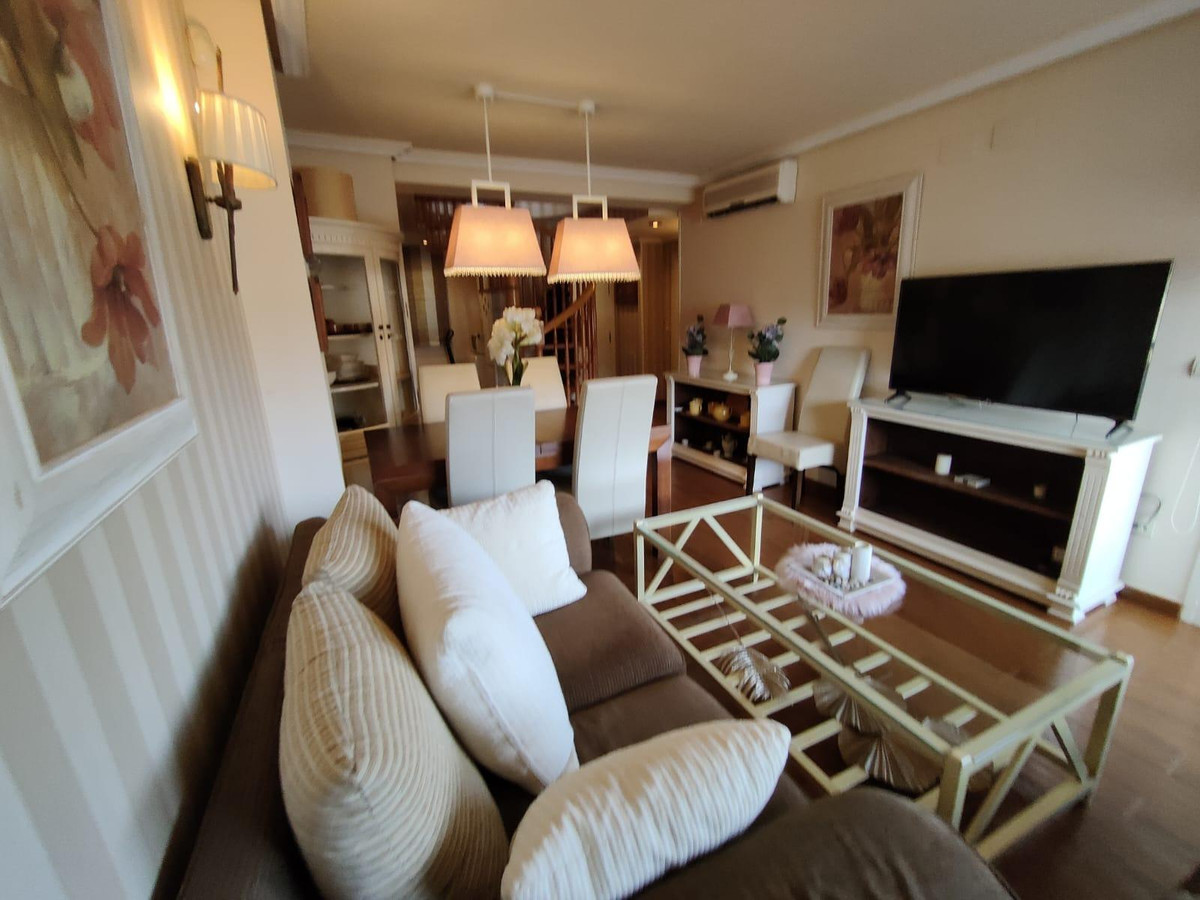 Se vende Apartamento Planta Media de 2 dormitorios en Costa Blanca, Alicante, España