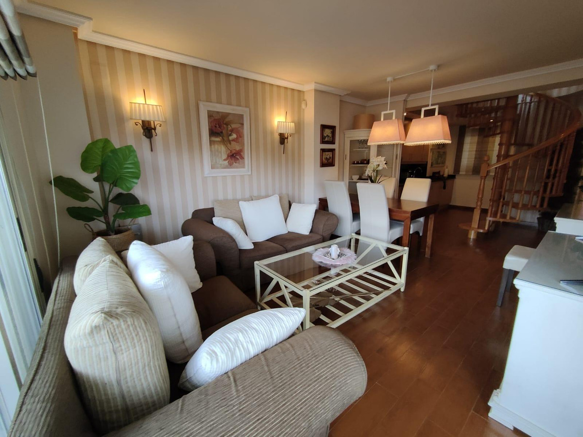 Se vende Apartamento Planta Media de 2 dormitorios en Costa Blanca, Alicante, España