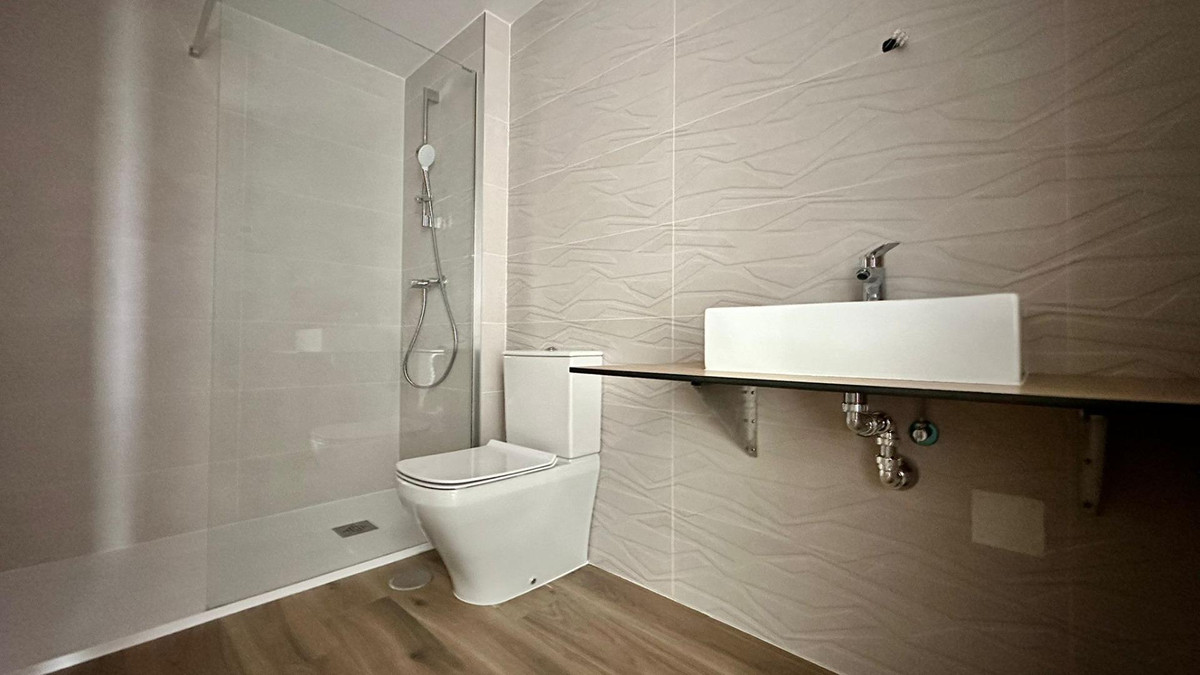 Se vende Apartamento Planta Media de 2 dormitorios en Costa Blanca, Alicante, España