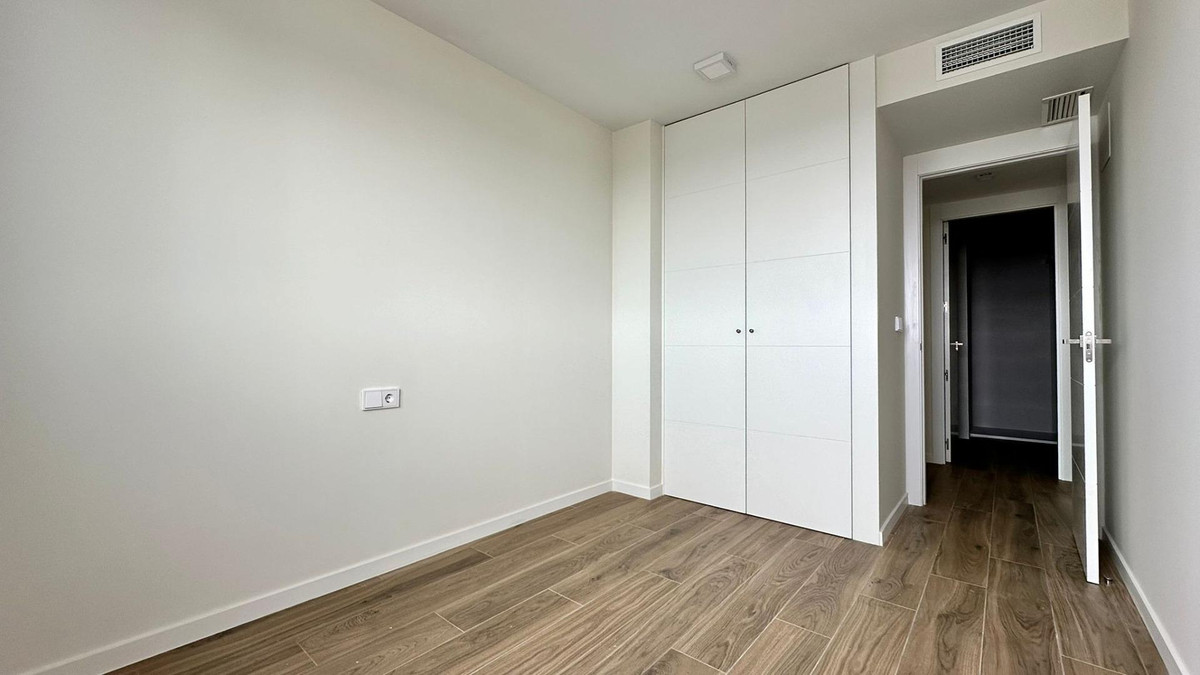 Se vende Apartamento Planta Media de 2 dormitorios en Costa Blanca, Alicante, España