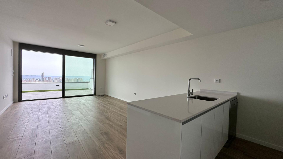 Se vende Apartamento Planta Media de 2 dormitorios en Costa Blanca, Alicante, España