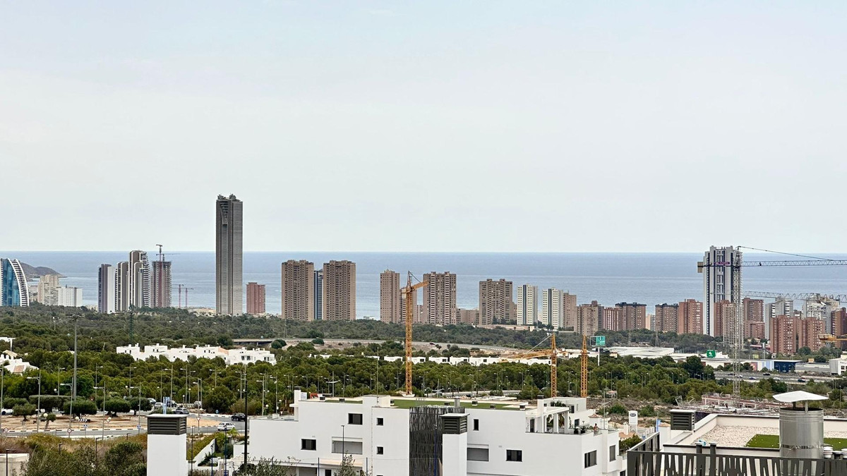 Se vende Apartamento Planta Media de 2 dormitorios en Costa Blanca, Alicante, España