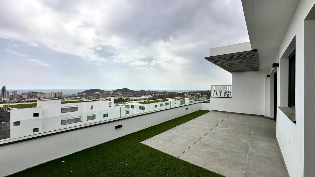 Se vende Apartamento Planta Media de 2 dormitorios en Costa Blanca, Alicante, España