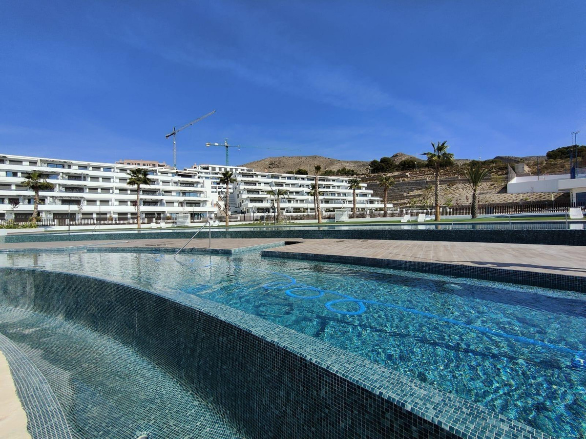 Se vende Apartamento Planta Media de 2 dormitorios en Costa Blanca, Alicante, España