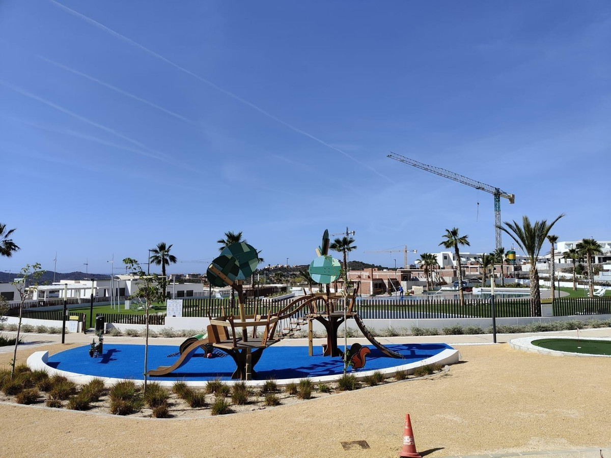 Se vende Apartamento Planta Media de 2 dormitorios en Costa Blanca, Alicante, España