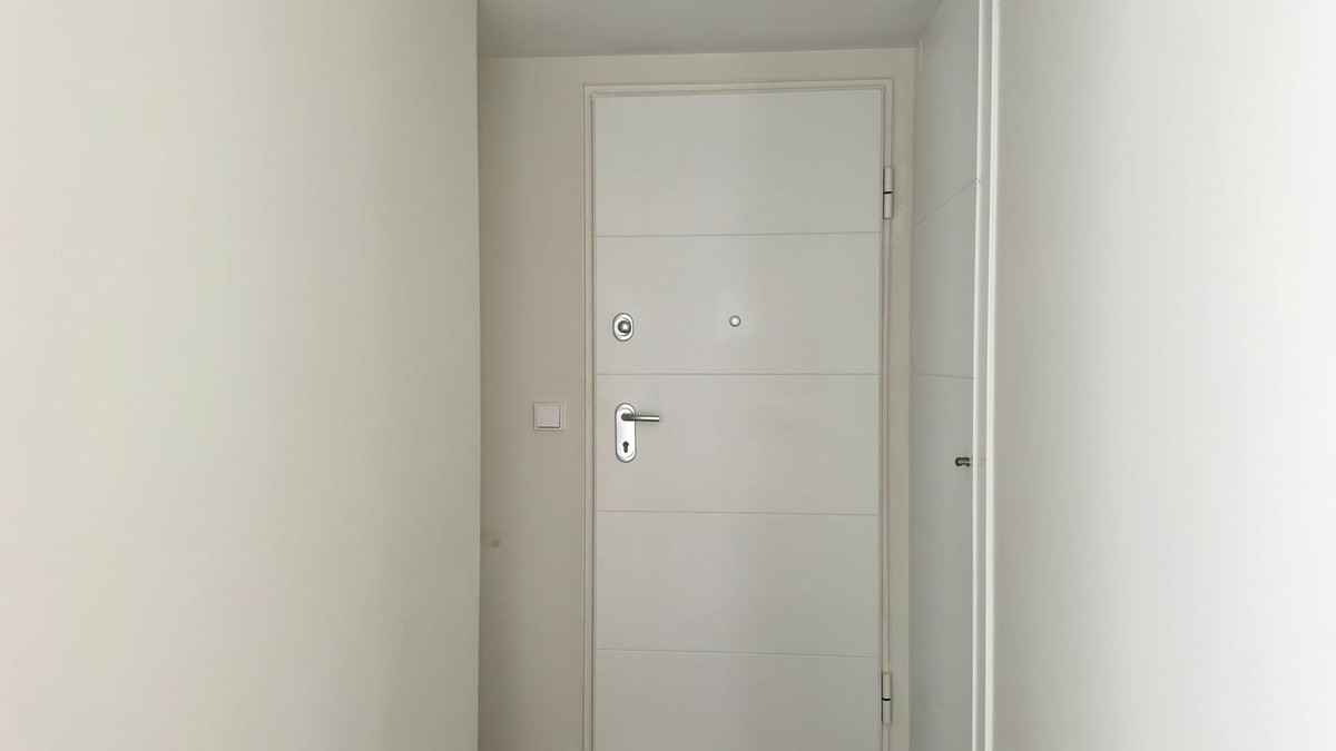 Se vende Apartamento Planta Media de 2 dormitorios en Costa Blanca, Alicante, España