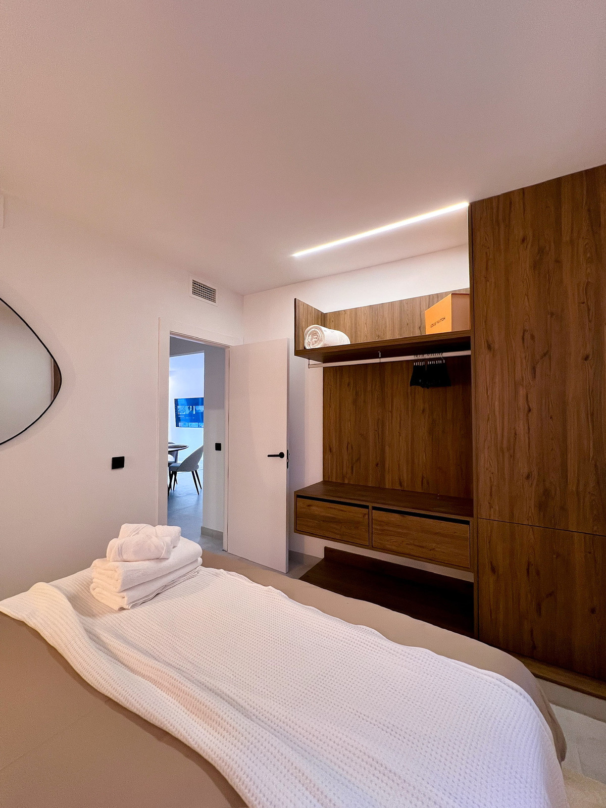 3 Bed Apartment for sale in Nueva Andalucía Costa Del Sol, Málaga, Spain