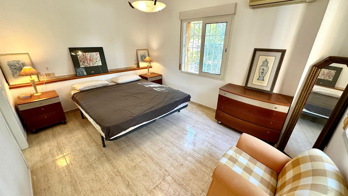 Se vende Bungalow de 3 dormitorios en Costa Blanca, Alicante, España