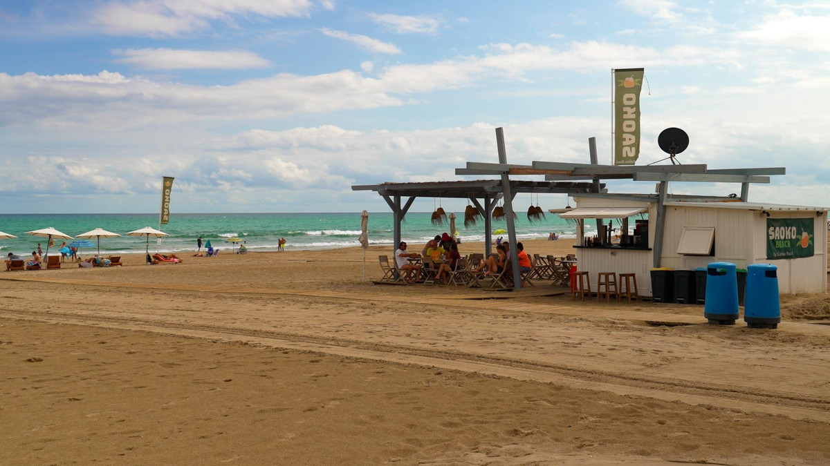 Se vende Apartamento Planta Media de 3 dormitorios en Costa Blanca, Alicante, España