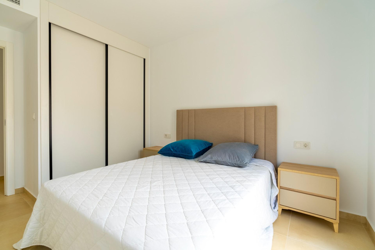 Se vende Bungalow de 2 dormitorios en Costa Blanca, Alicante, España