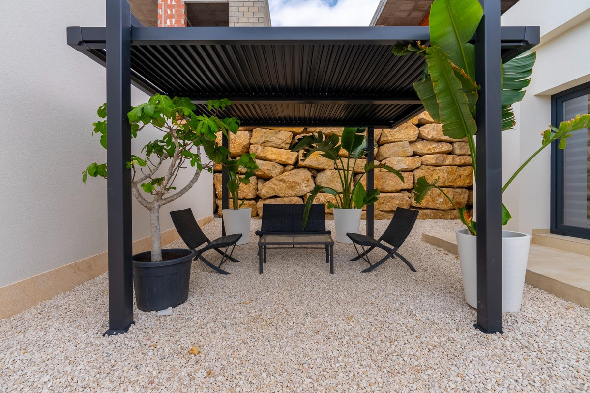 Se vende Bungalow de 2 dormitorios en Costa Blanca, Alicante, España